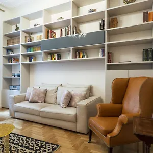 https://easylife-comoda-residenza-con-terrazzino-abitabile-in.italymilanhotels.net